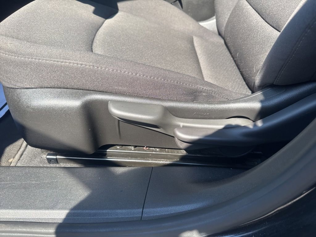 2022 Chevrolet Malibu LS photo 16