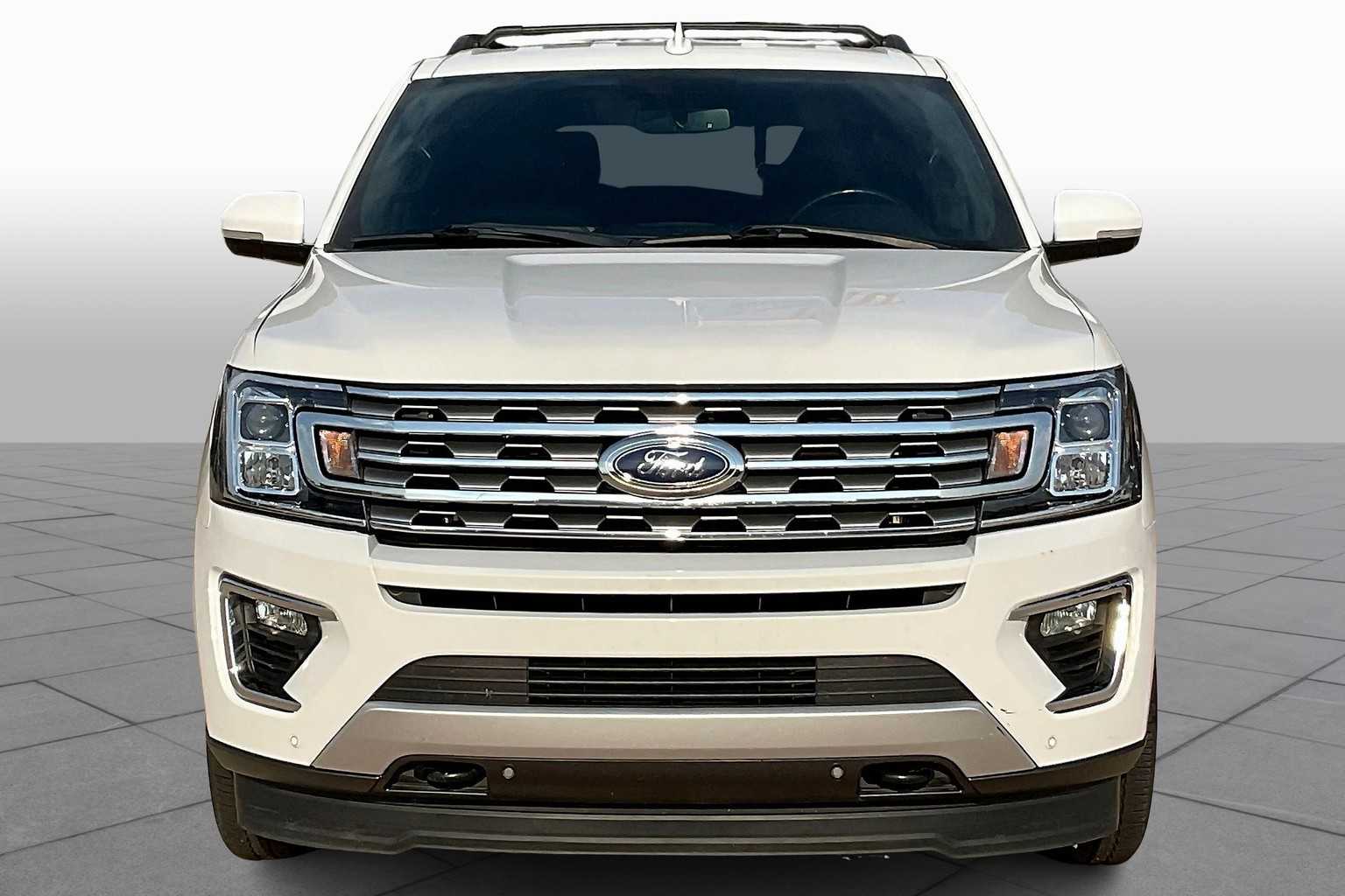 2018 Ford Expedition MAX Limited photo 3
