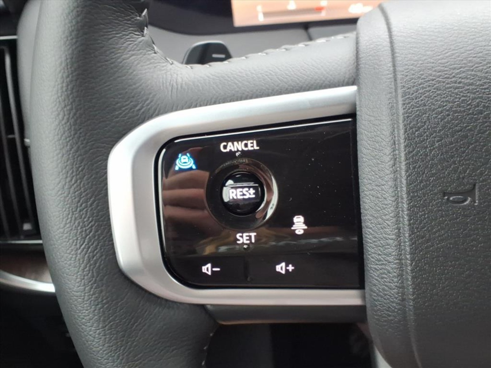 2026 Nissan Armada SL Black at Robbins Nissan