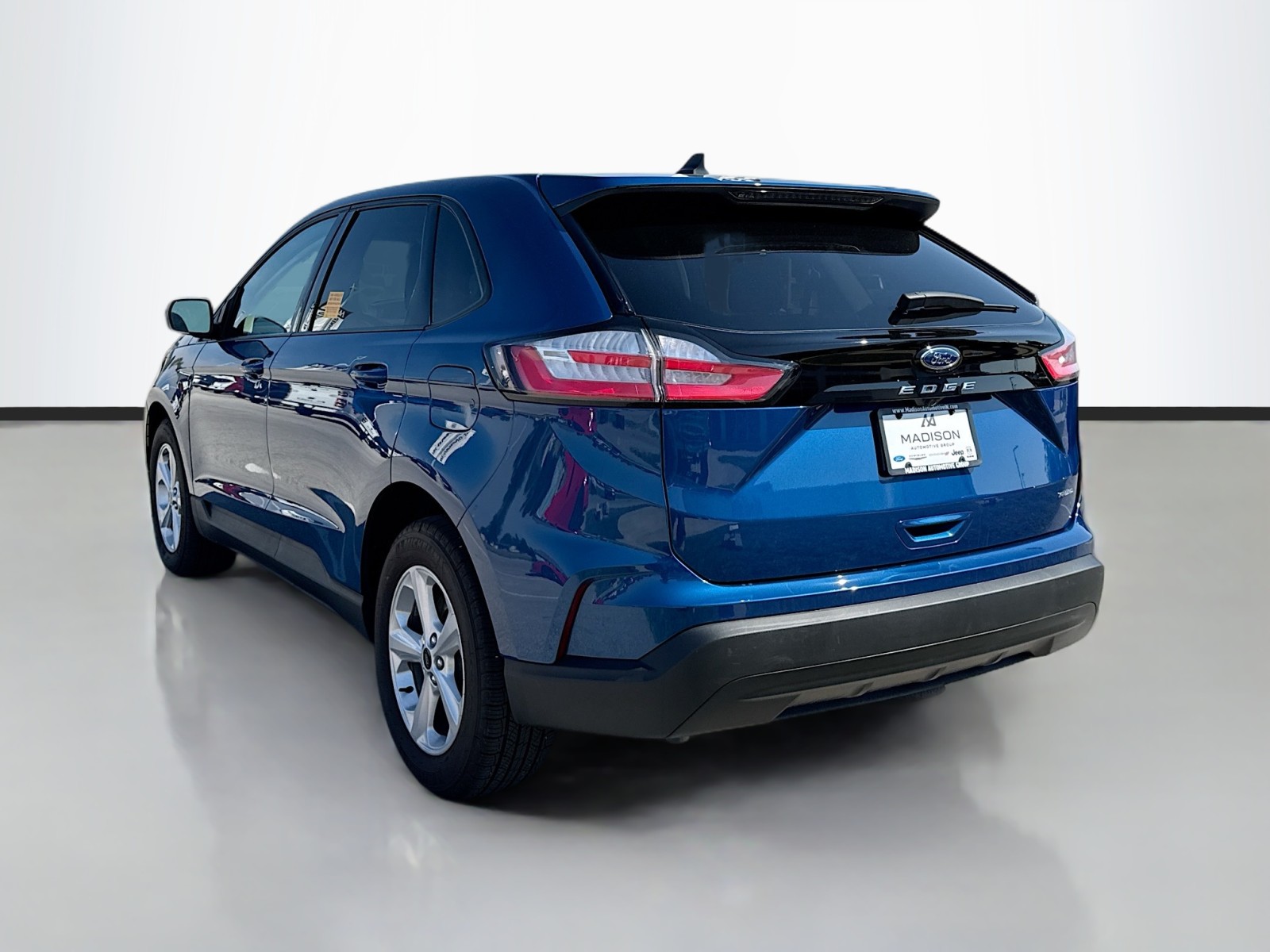 2024 Ford Edge SE photo 7