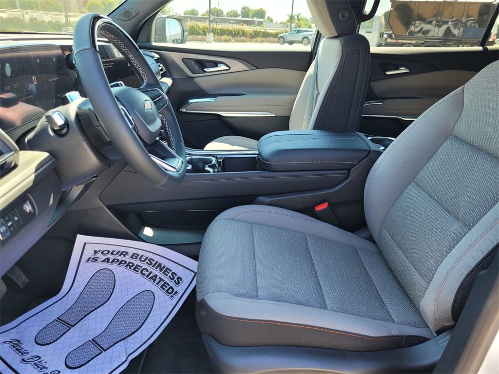 2026 Chevrolet Traverse photo 10