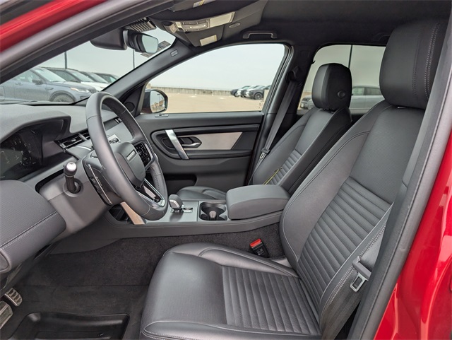 2024 Land Rover Discovery Sport SE photo 15