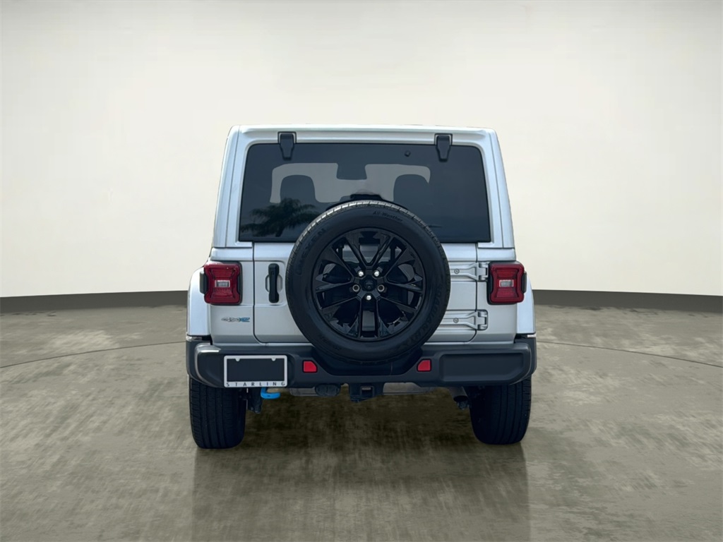 2024 Jeep Wrangler Sahara 4xe photo 8