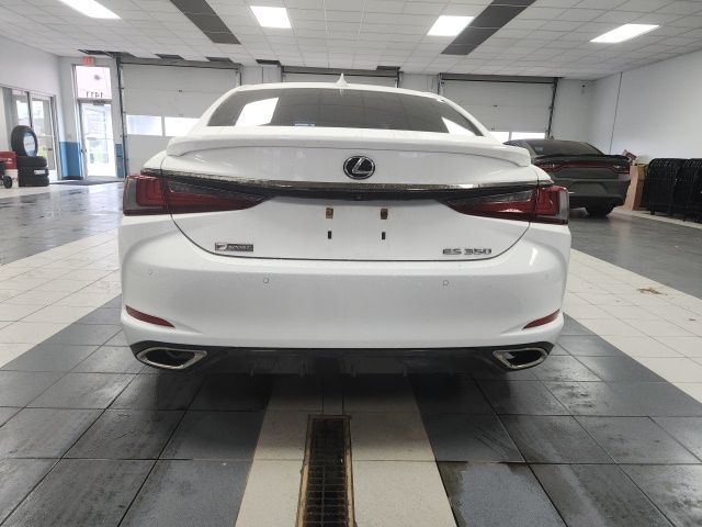 2019 Lexus ES 350 F SPORT photo 4