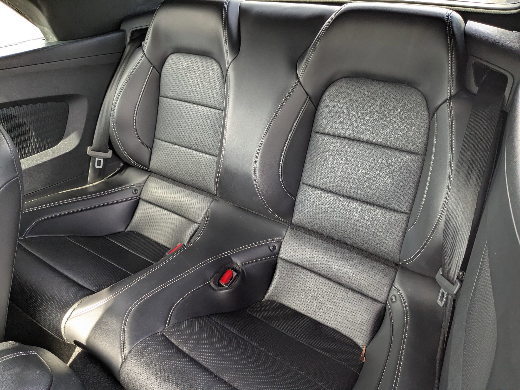 2022 Ford Mustang GT Premium photo 27