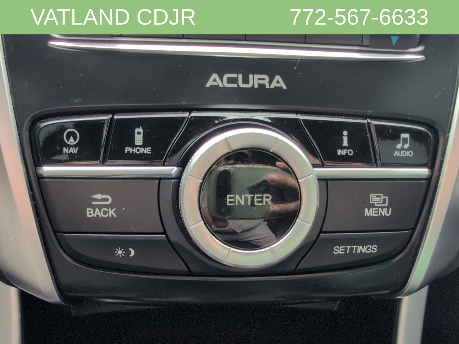 2015 Acura TLX Technology photo 26