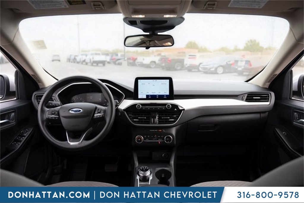 2020 Ford Escape SE photo 2