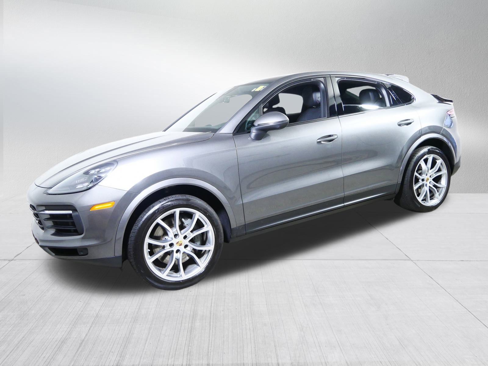2020 Porsche Cayenne S Coupe photo 3