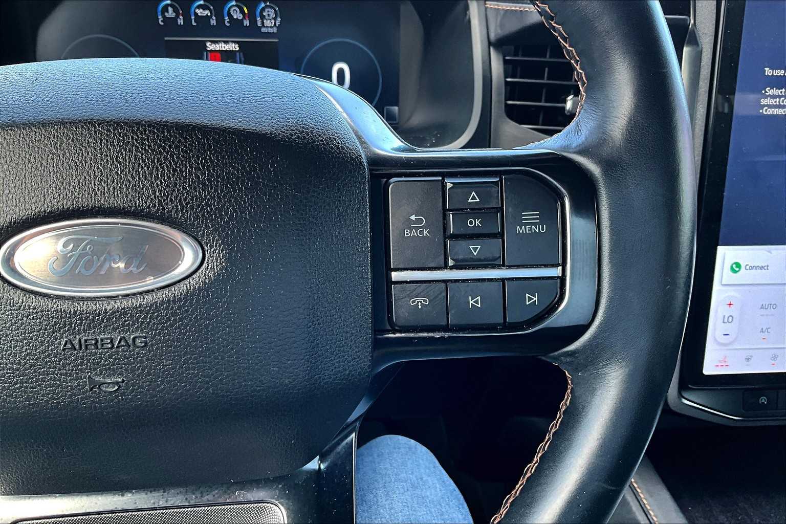 2023 Ford Expedition Platinum photo 24