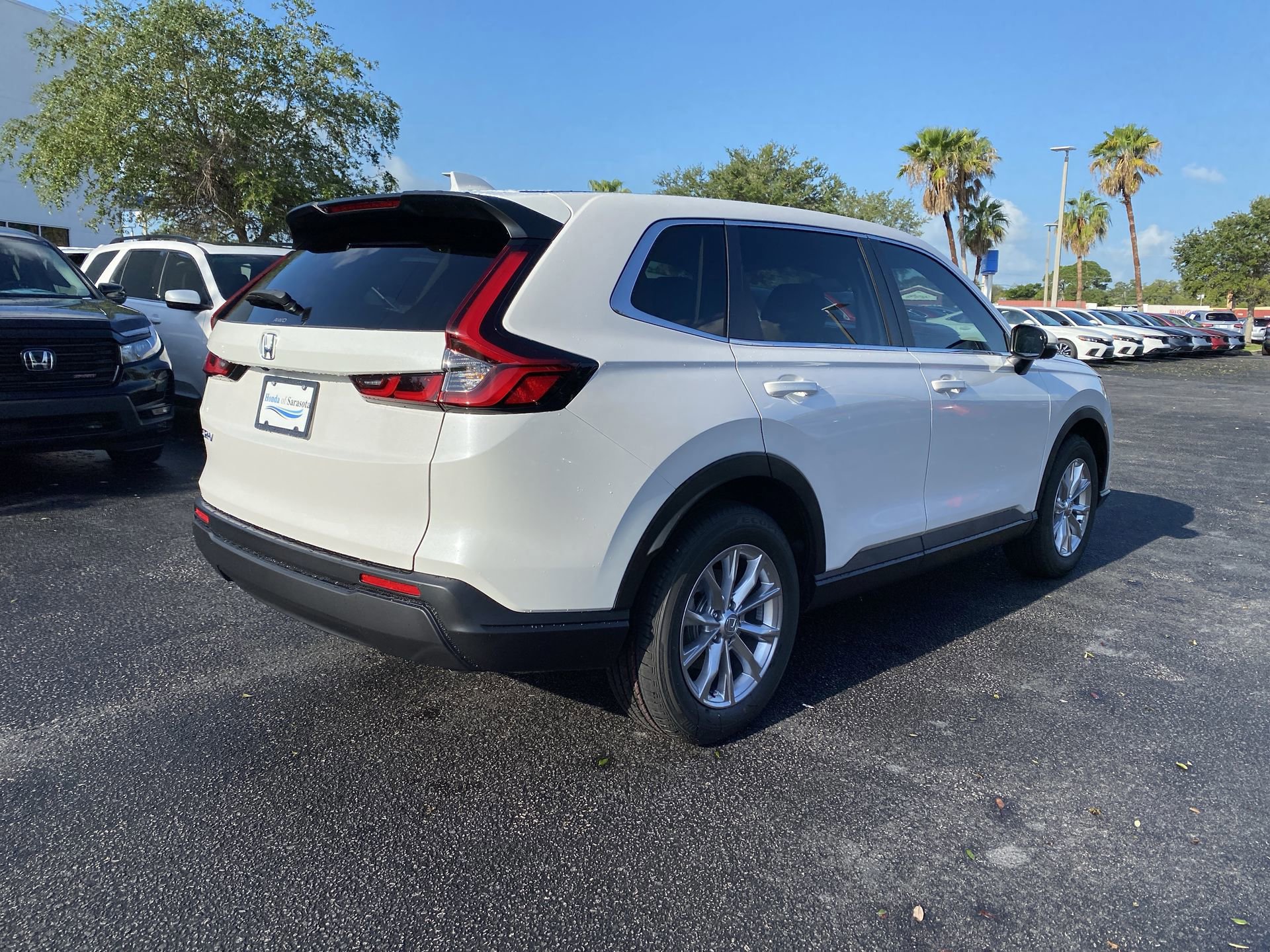 2025 Honda CR-V EX photo 4