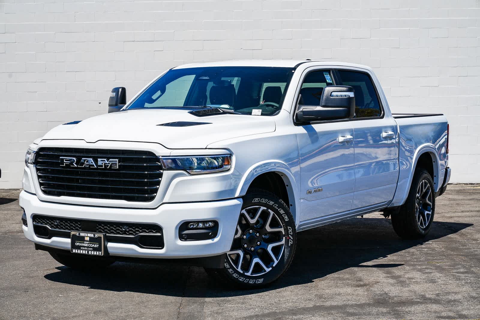 2026 RAM Ram 1500 Pickup Laramie's photo