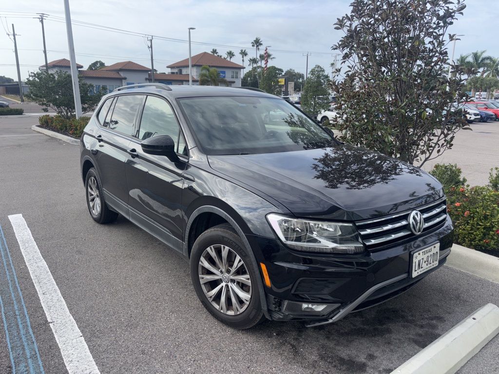 2018 Volkswagen Tiguan S's photo