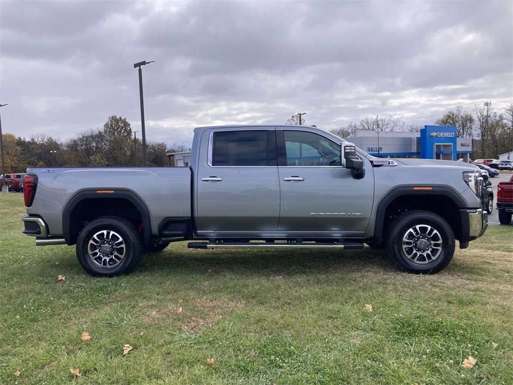 2026 Gmc Sierra 2500 HD SLT photo 2