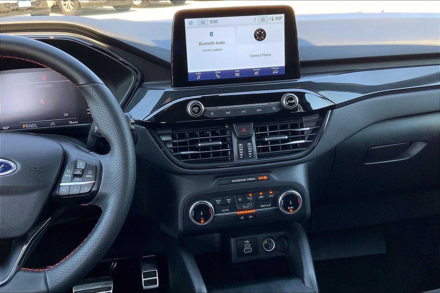 2024 Ford Escape ST-Line photo 4