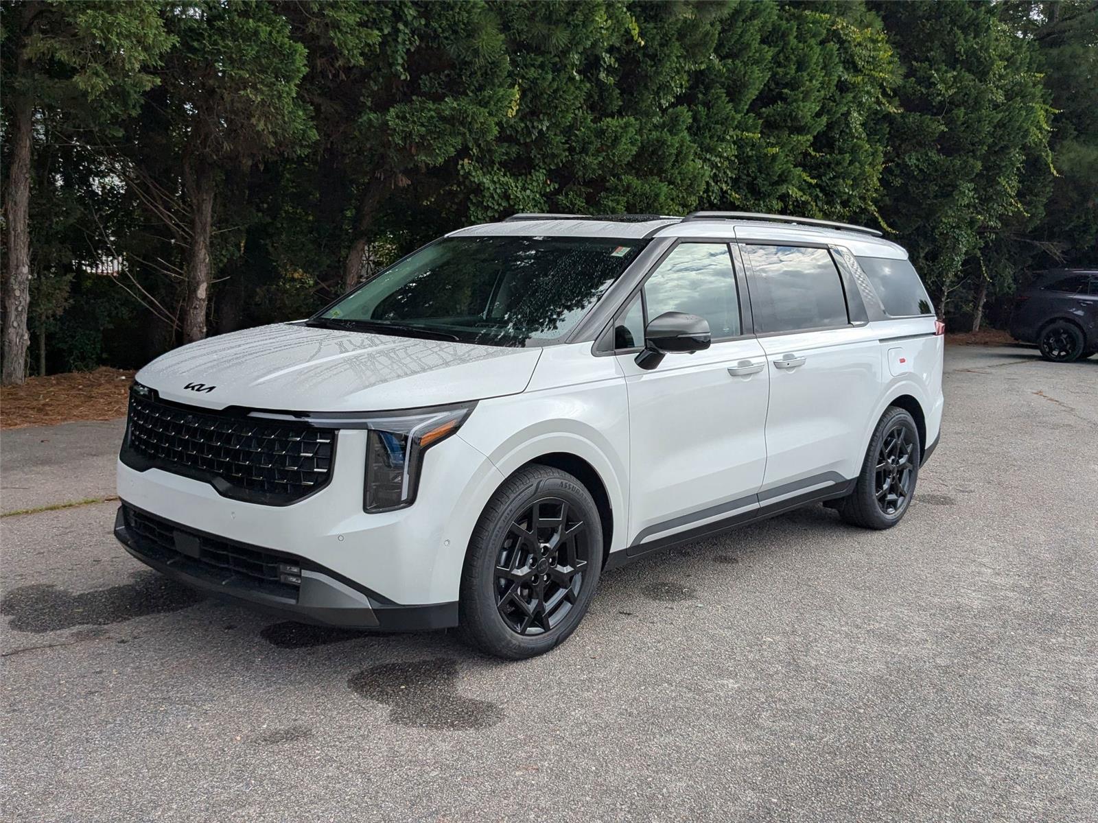 2026 Kia Carnival SX's photo