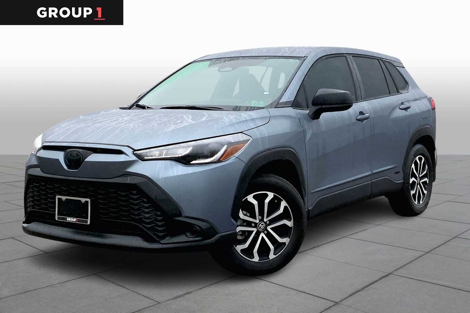 2024 Toyota Corolla Cross S's photo