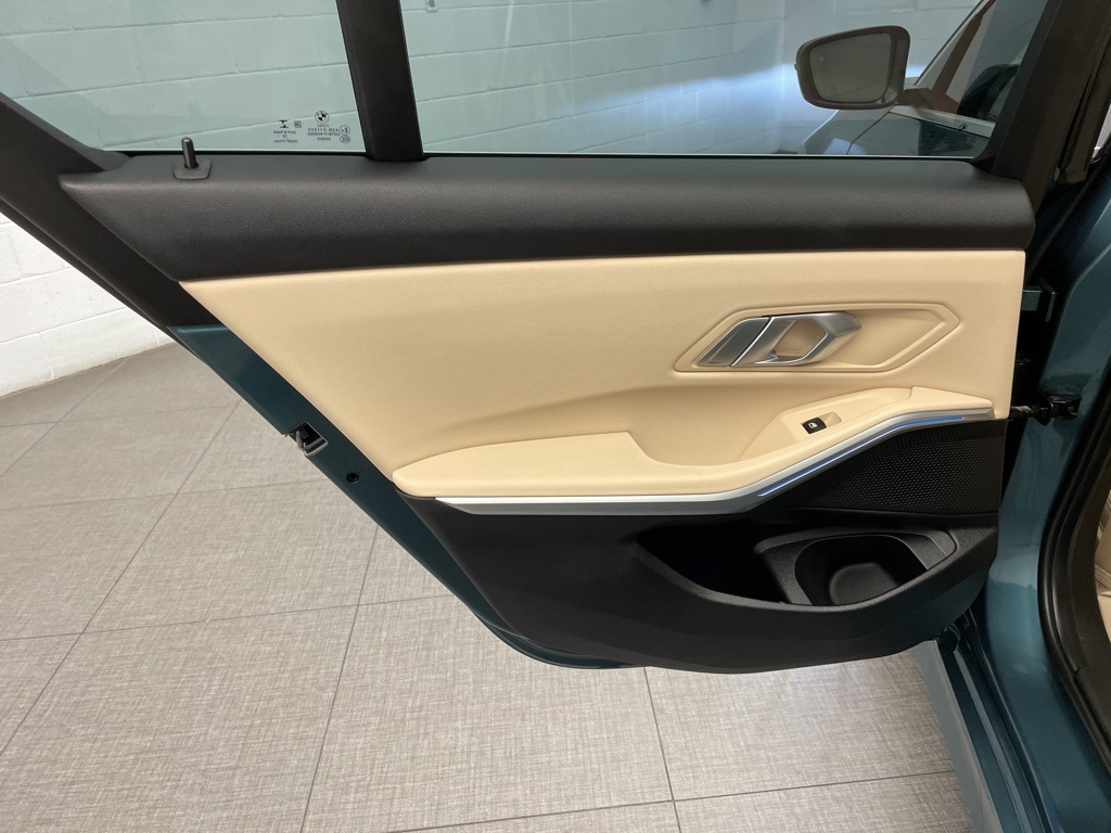 2021 Bmw 330e 3-Series photo 22