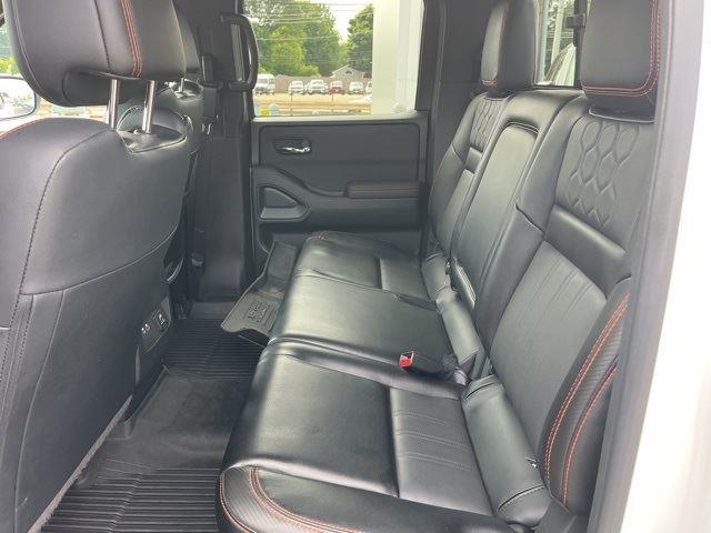 2024 Nissan Frontier PRO-4X photo 12