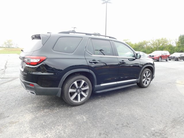 2023 Honda Pilot Elite photo 2