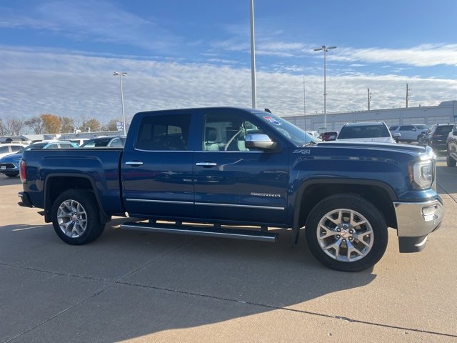 2016 Gmc Sierra 1500 SLT photo 2