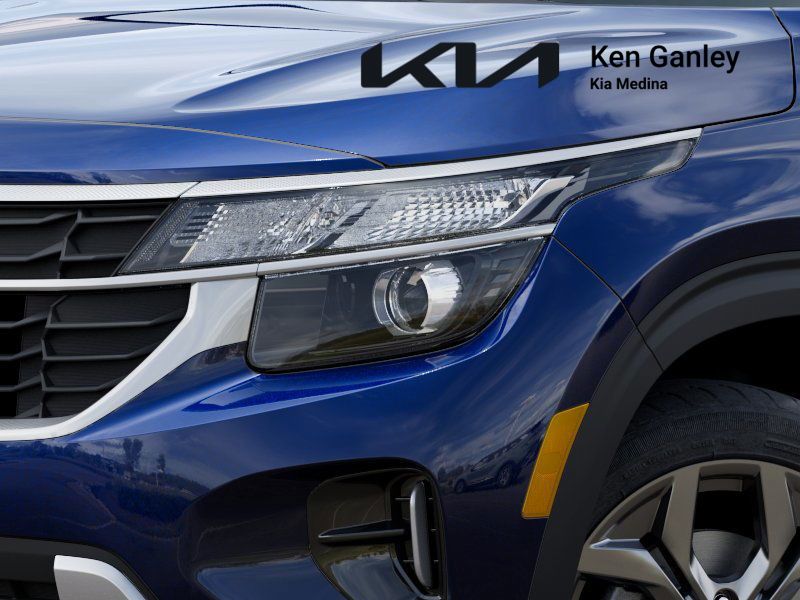 2026 Kia Seltos LX photo 8