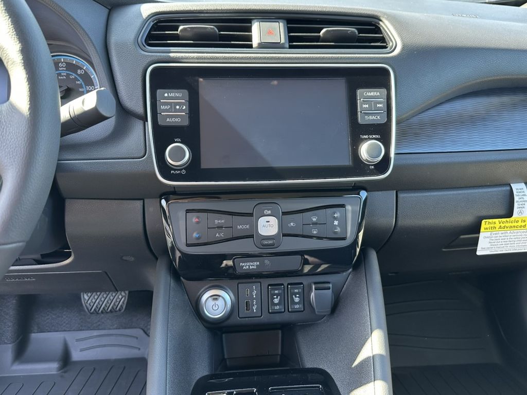 2025 Nissan Leaf SV Plus photo 16