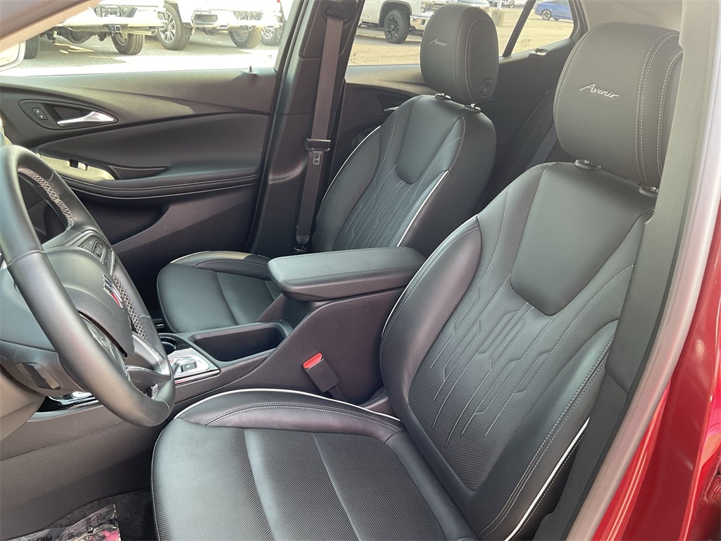 2024 Buick Encore GX Avenir photo 11