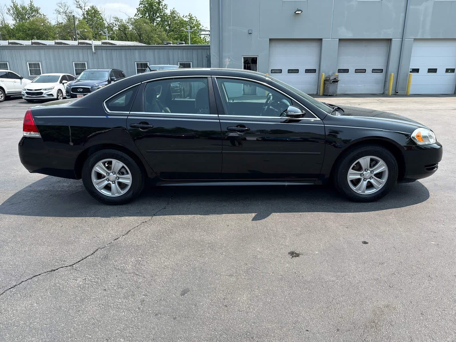 2012 Chevrolet Impala LS photo 2
