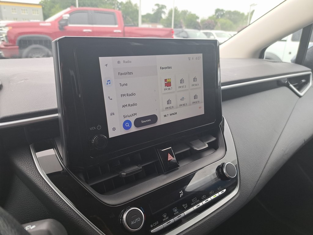 2023 Toyota Corolla LE photo 12