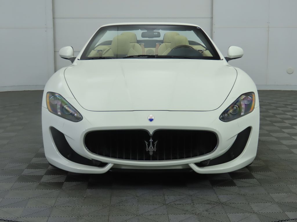 2017 Maserati Granturismo Sport photo 2