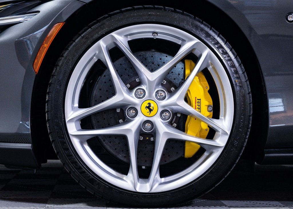 Certified Used 2024 Grigio Silverstone Metallic Ferrari Base image 5