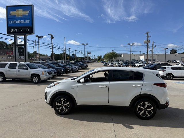 2021 Kia Sportage LX photo 3