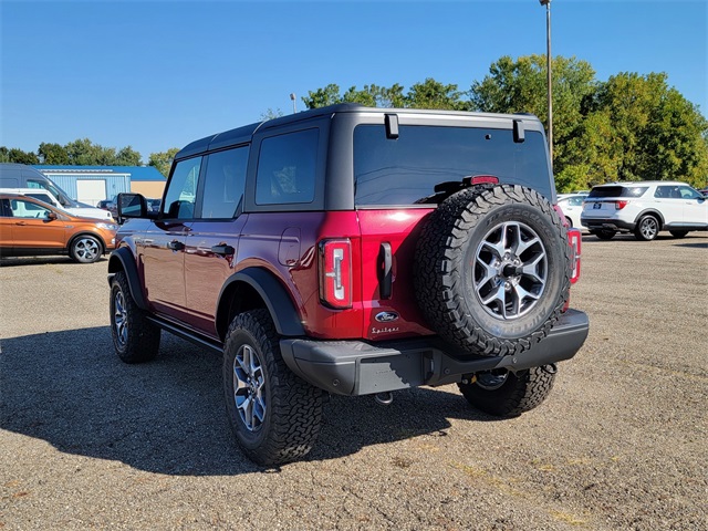 2025 Ford Bronco Badlands photo 6