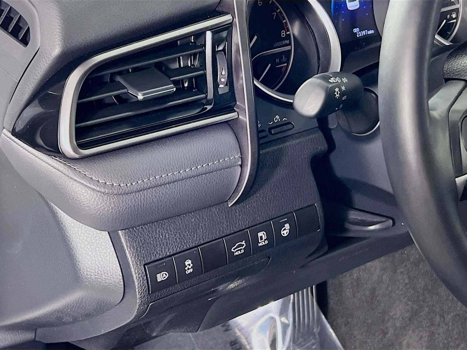 2023 Toyota Camry XLE photo 10