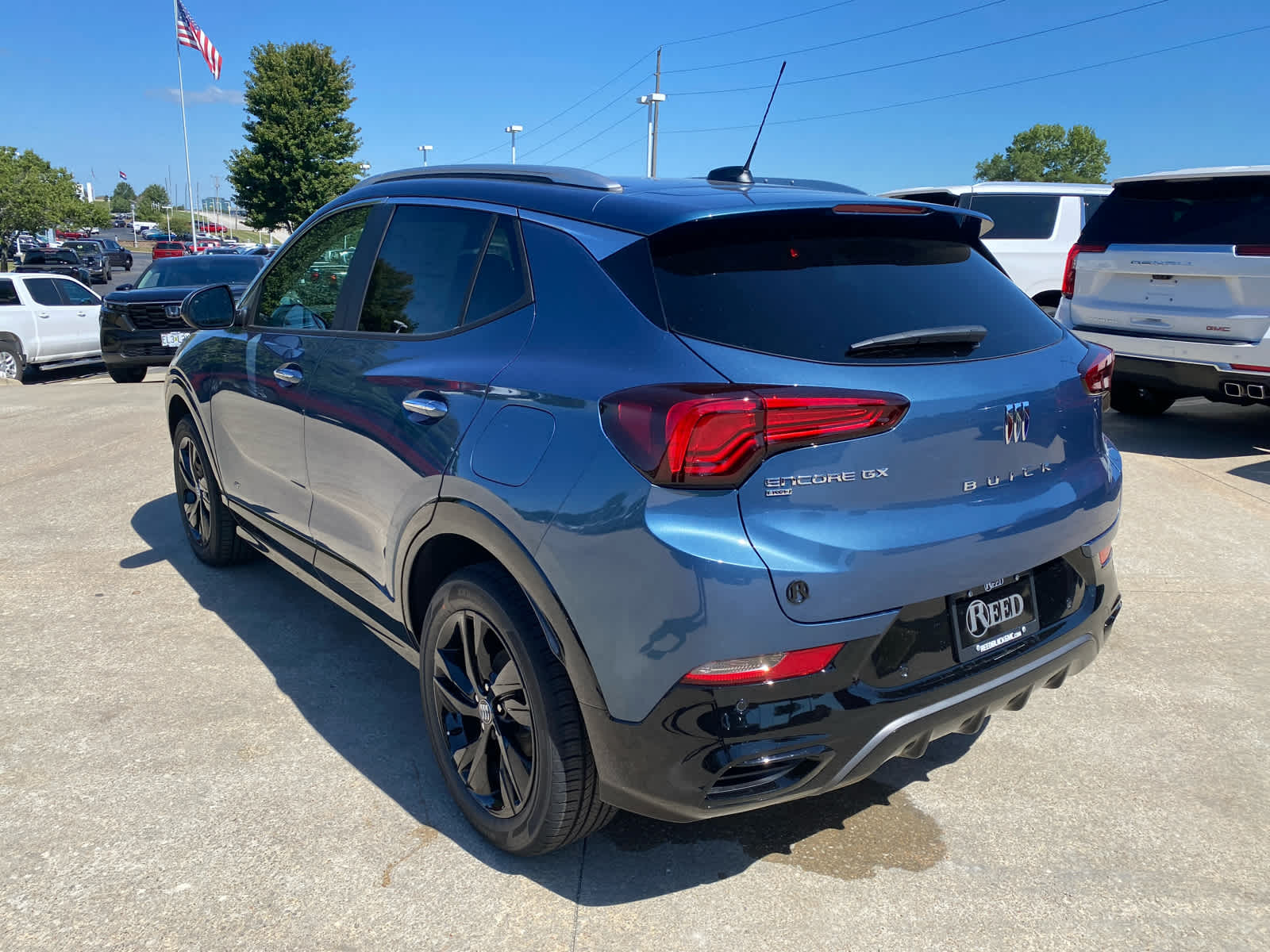 2026 Buick Encore GX Sport Touring photo 5