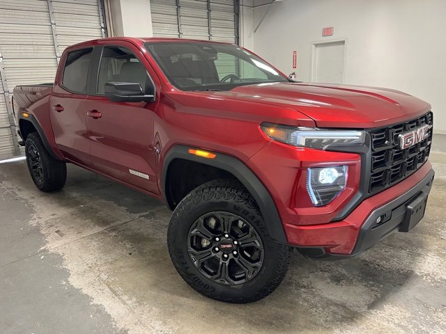 2024 GMC Canyon Elevation's photo