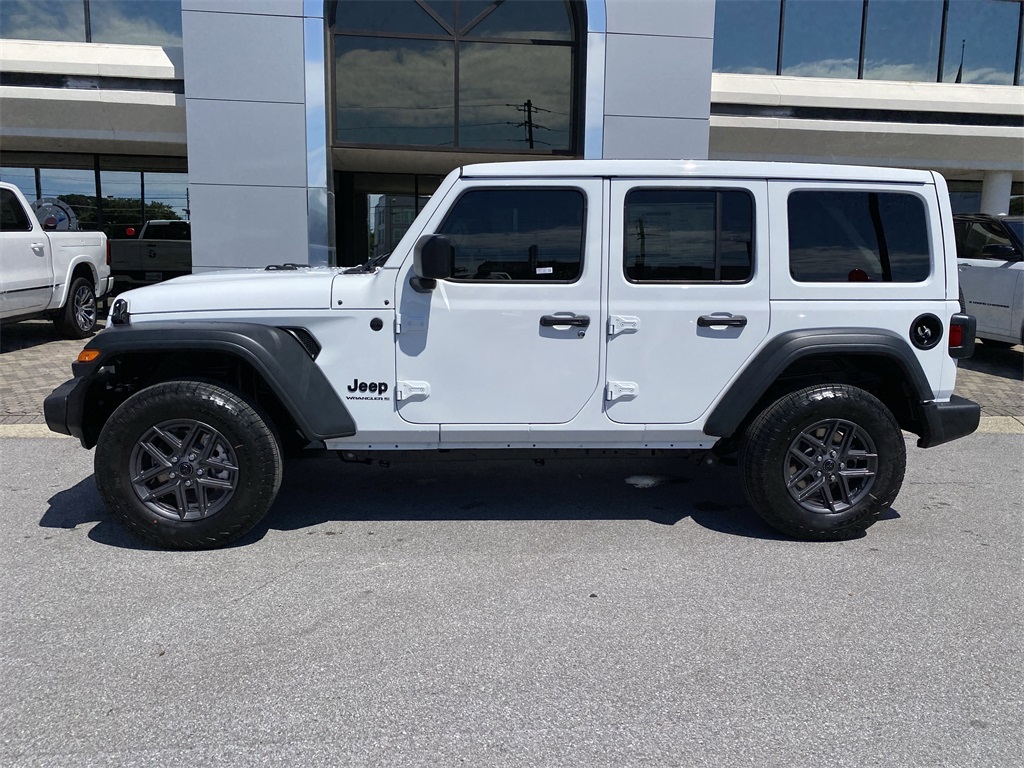 2025 Jeep Wrangler Sport S photo 5