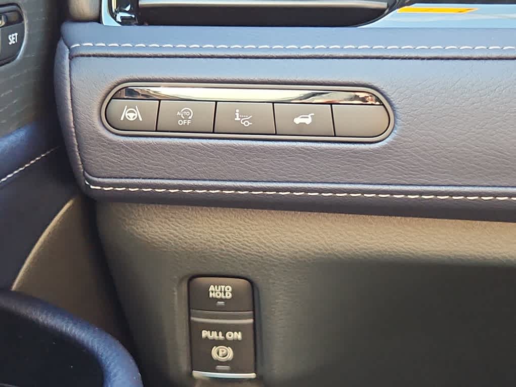 2026 Infiniti QX80 Sensory photo 17
