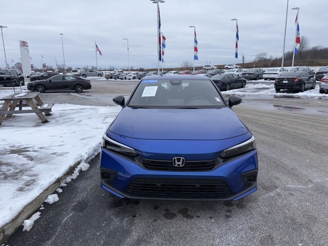 2023 Honda Civic Sport photo 2