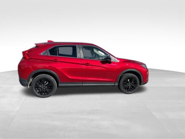 2020 Mitsubishi Eclipse Cross LE photo 4