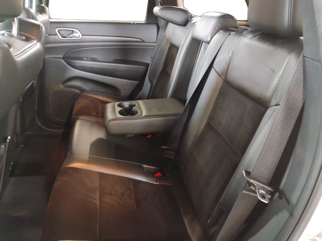 2018 Jeep Grand Cherokee Altitude photo 10