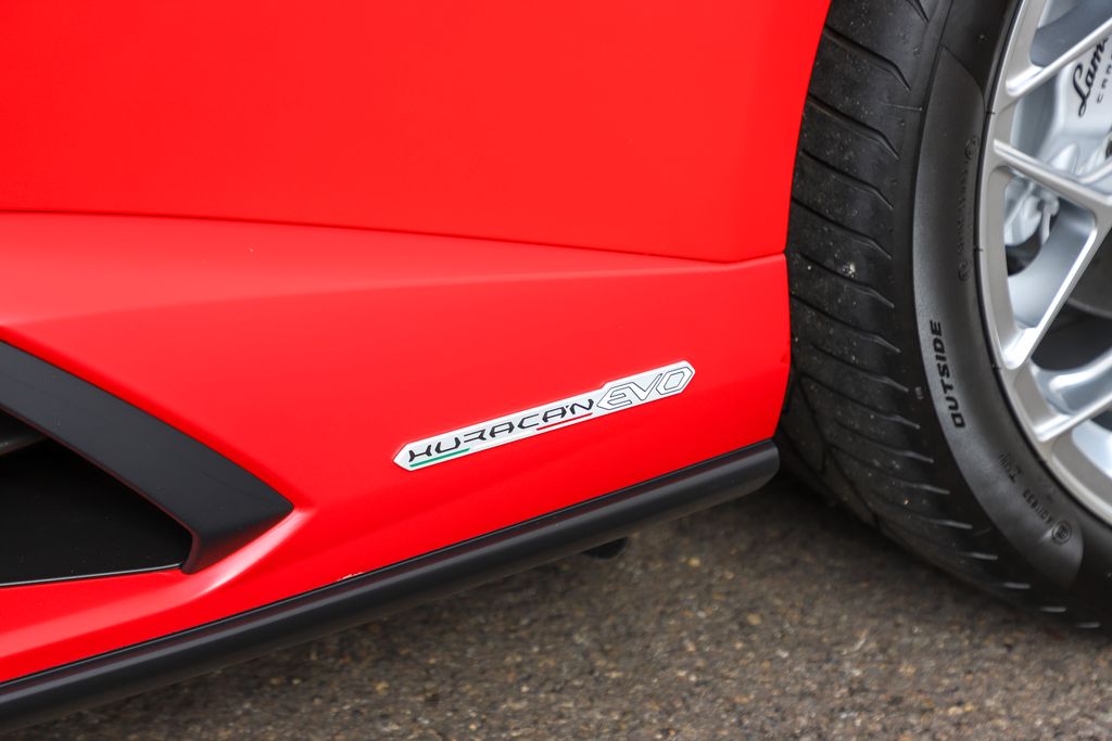2024 Lamborghini Huracan Evo Spyder photo 54