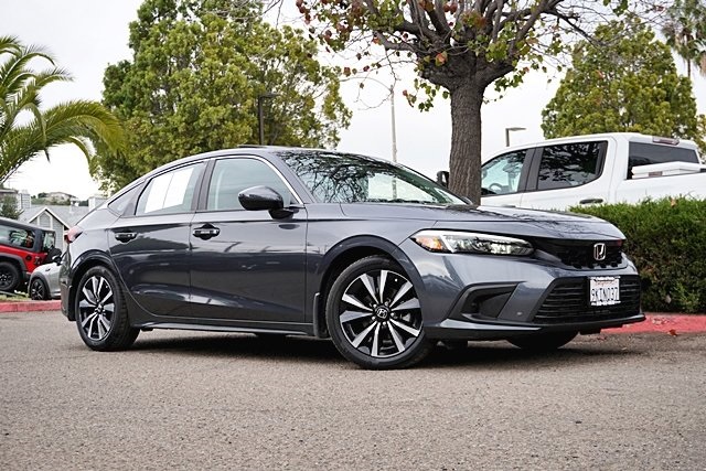 Used 2024 Gray Honda EX-L image 1