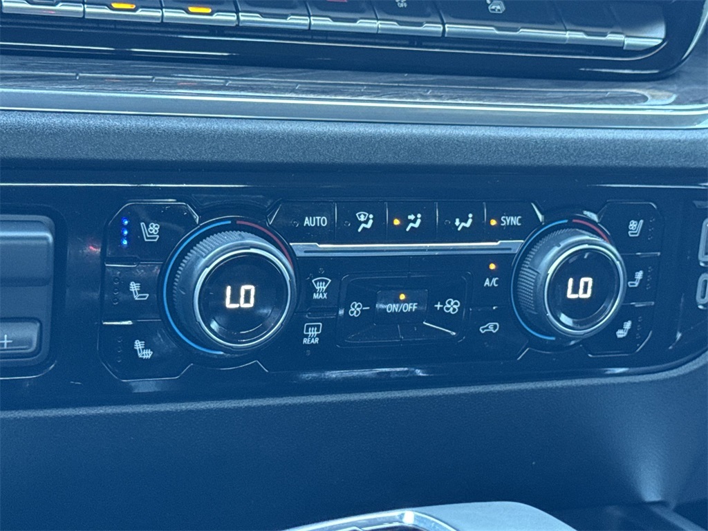 2025 Chevrolet Silverado 1500 LTZ photo 24