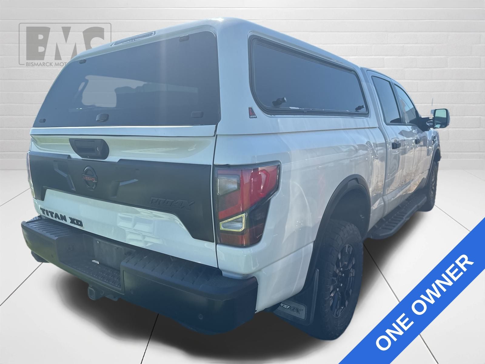 2021 Nissan Titan PRO-4X photo 3