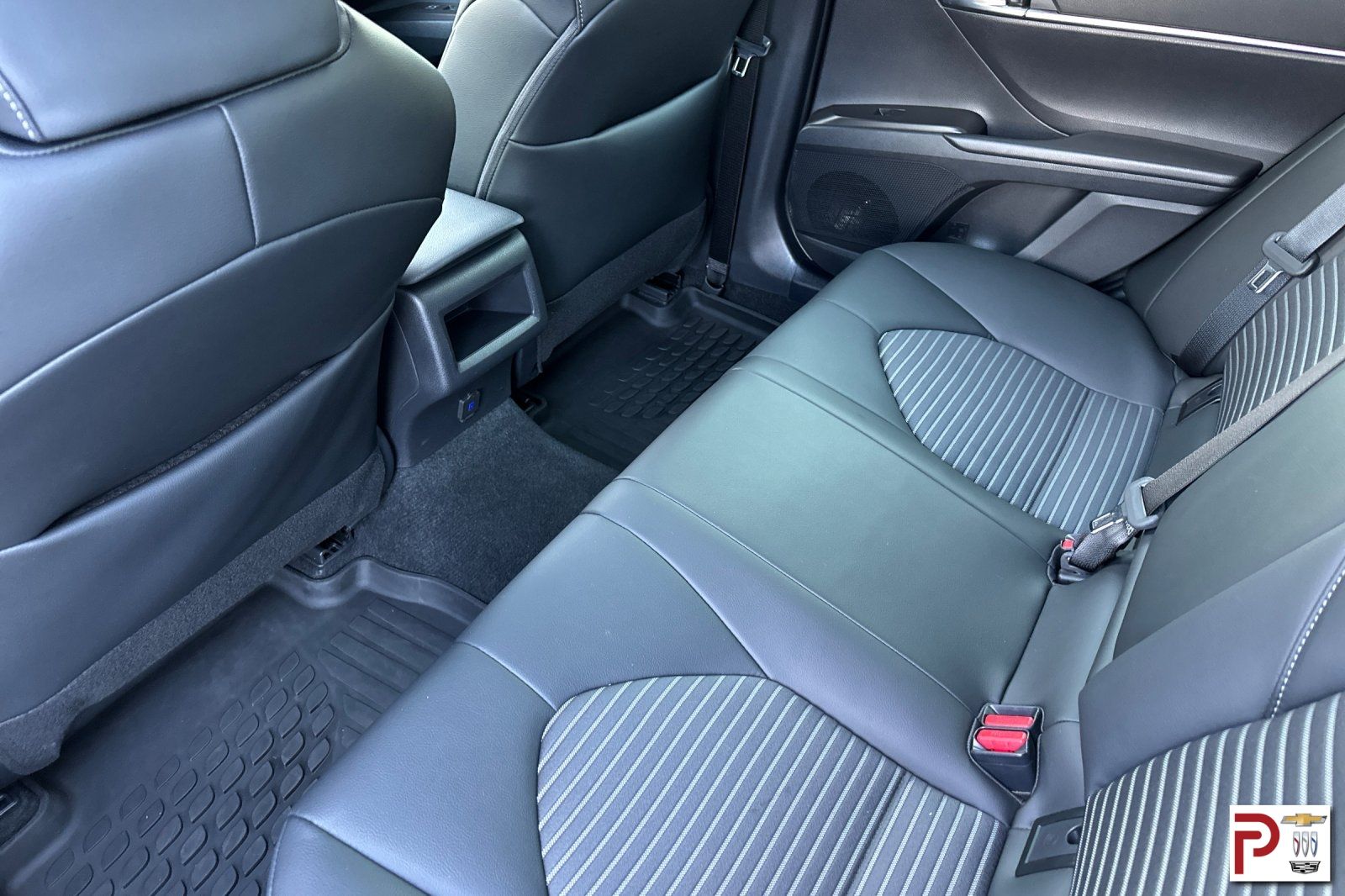 2024 Toyota Camry SE photo 13