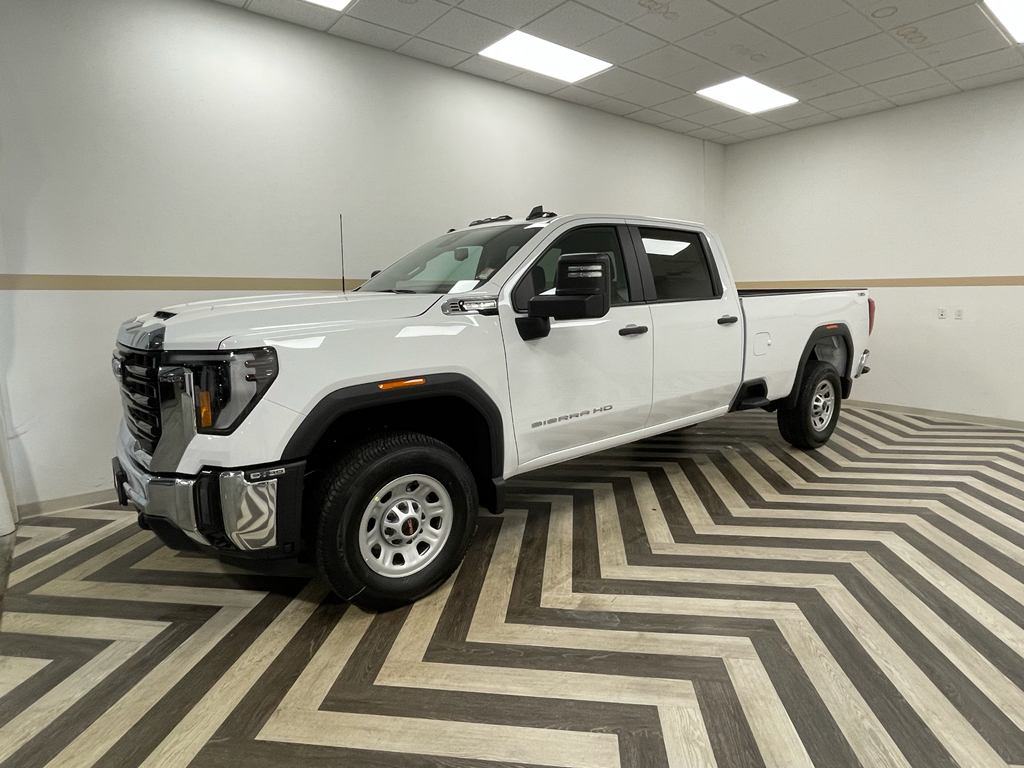 2025 GMC Sierra 3500HD Pro's photo