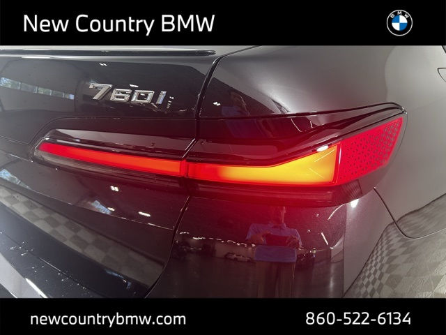 New 2025 Black Sapphire Metallic BMW 760i xDrive image 34