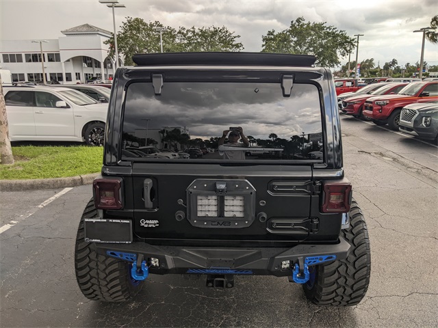 2020 Jeep Wrangler Unlimited Sahara photo 4