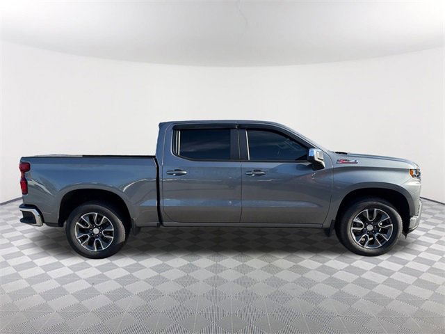 2022 Chevrolet Silverado 1500 LT photo 4